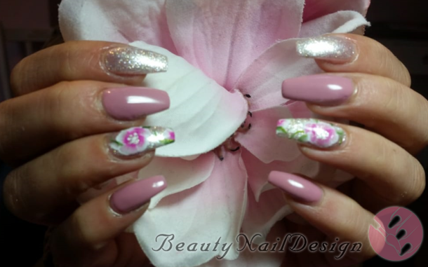 Beauty Nail Design | by Linda Visser